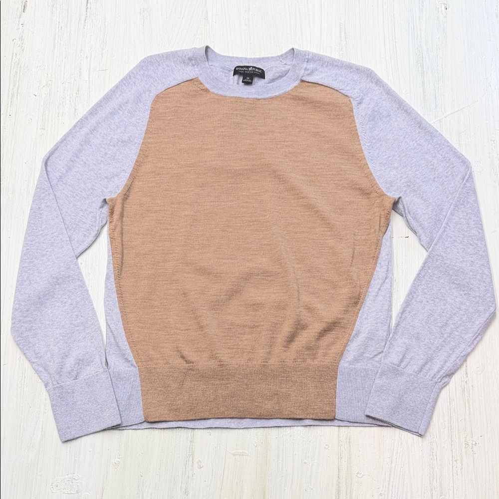 Banana Republic Merino Color-Block Crewneck Sweater in Tan and Gray Sz M